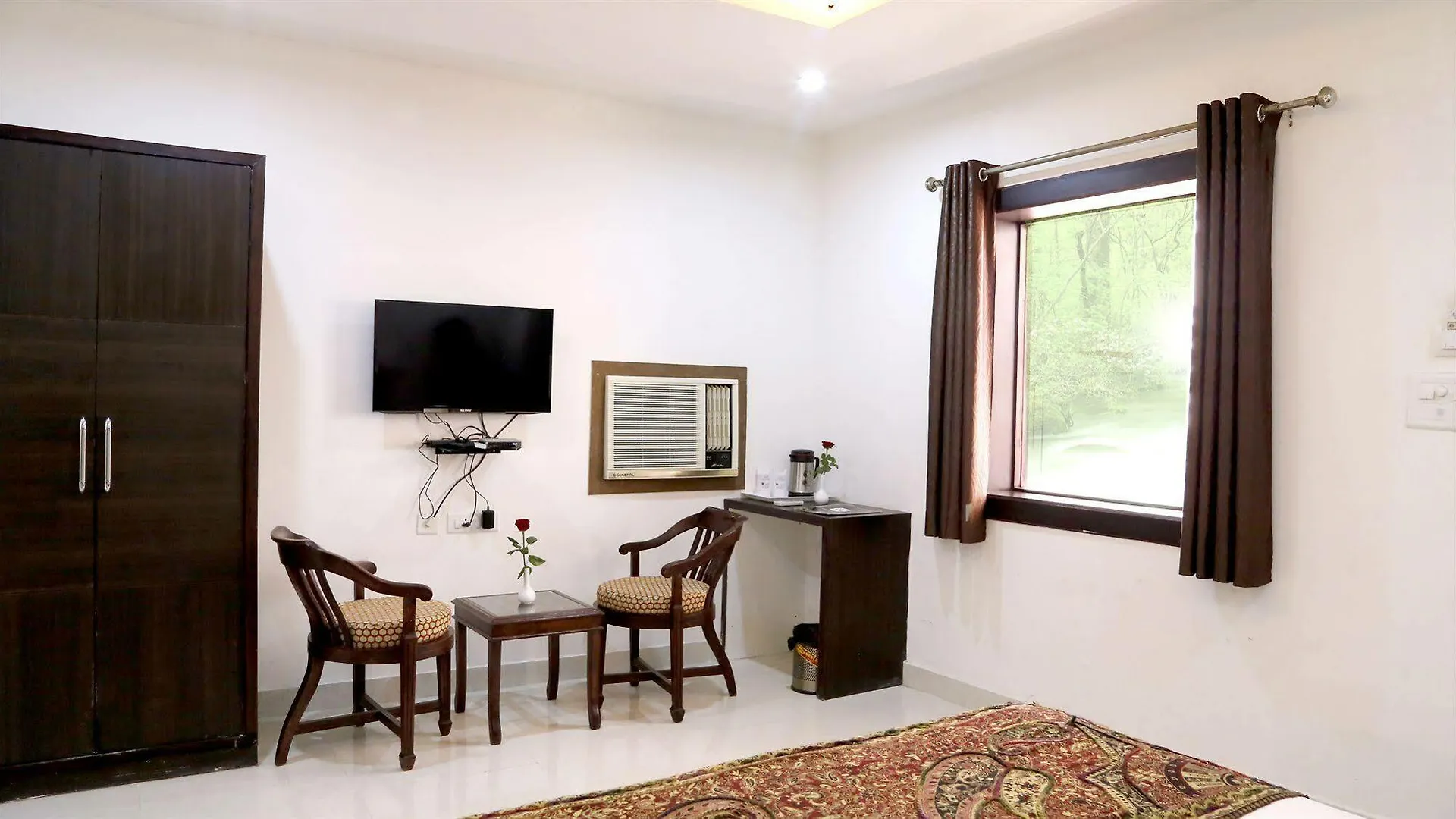 Hotel Fabhotel Idea Inn Agra